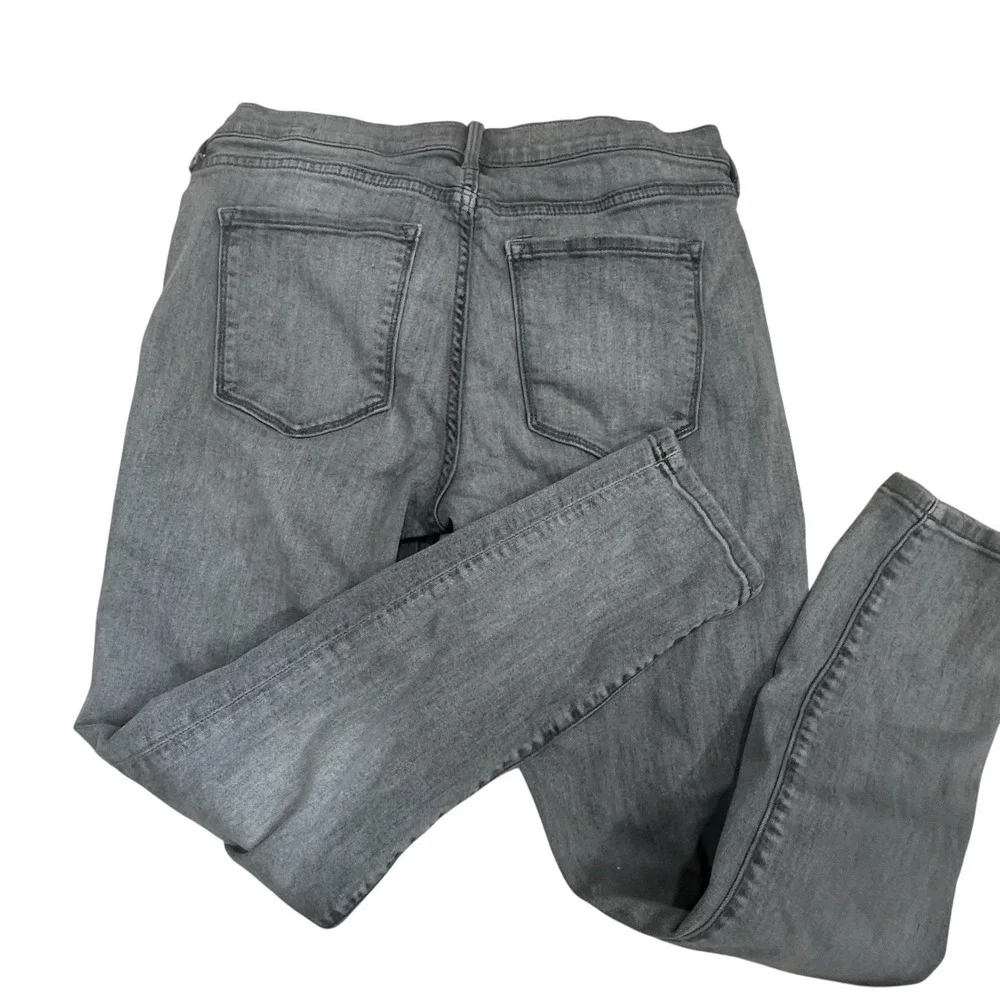 Banana Republic while denim