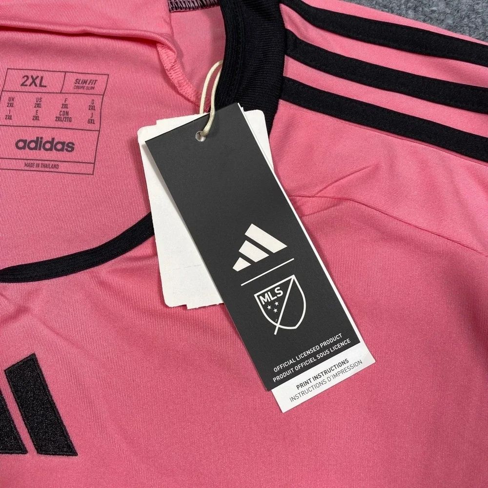 adidas streetwear model blokecore