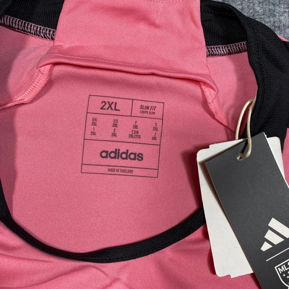adidas while aeroready iconic