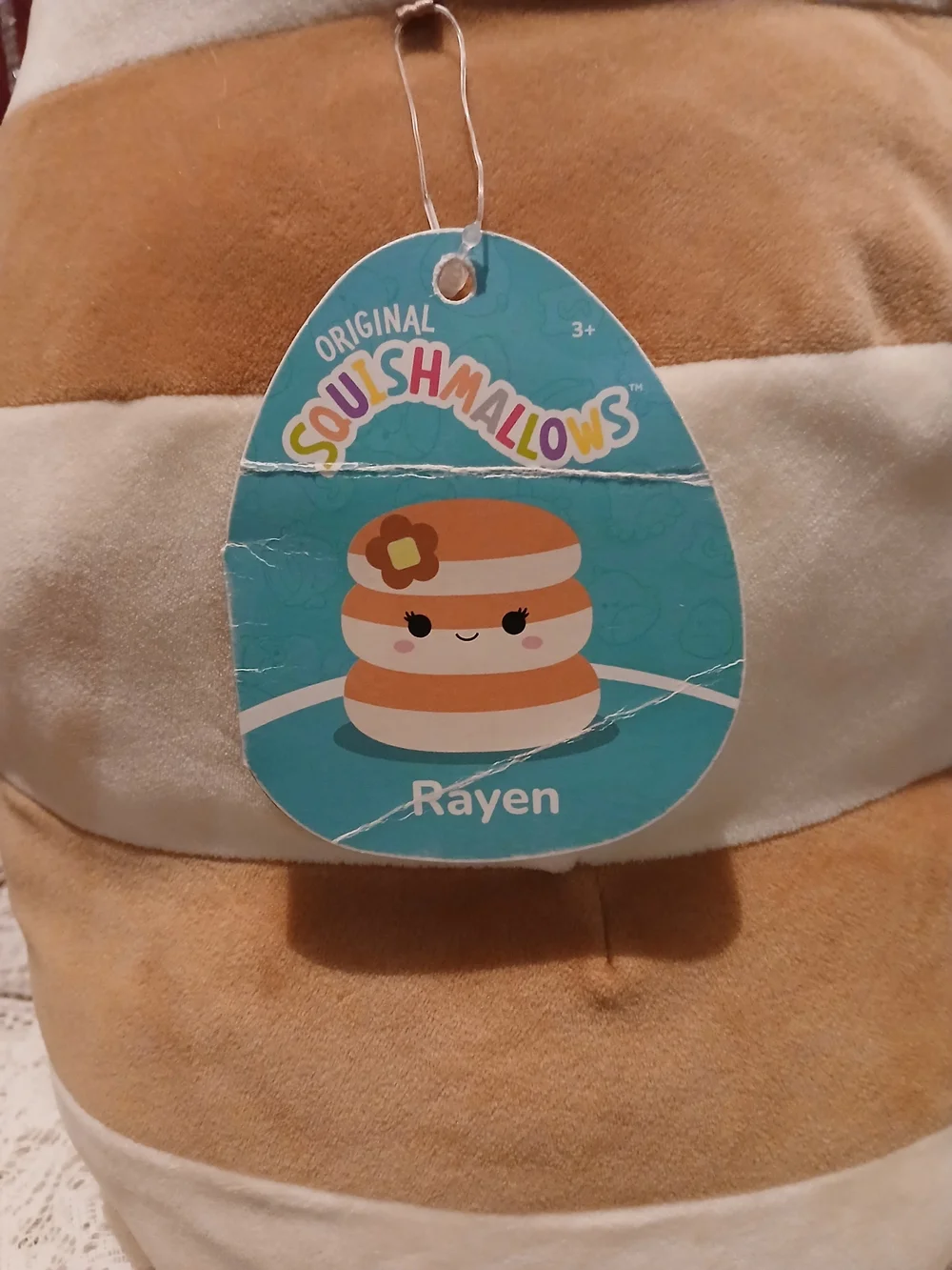 Squishmallows rayen 14
