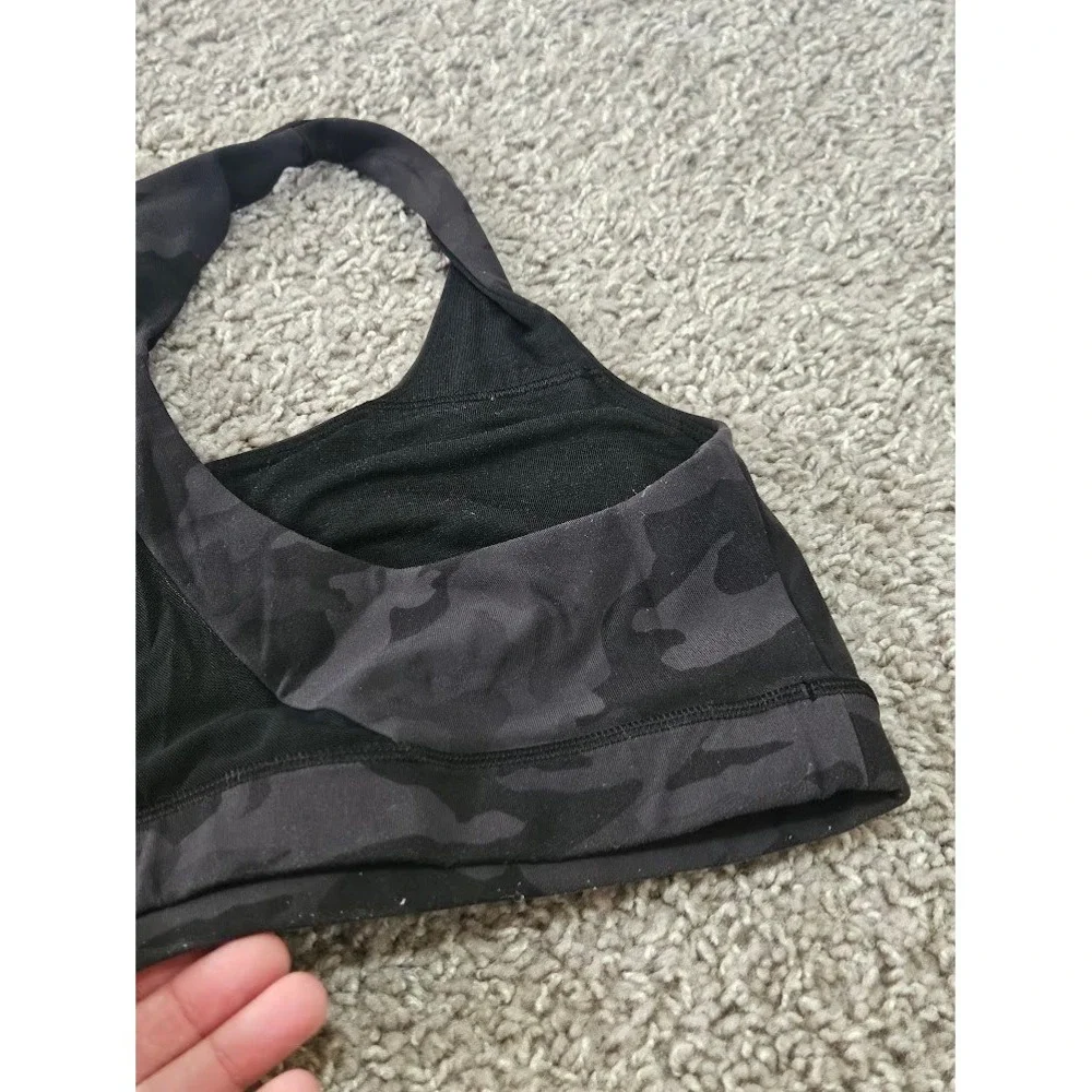 lululemon athletica some pilling