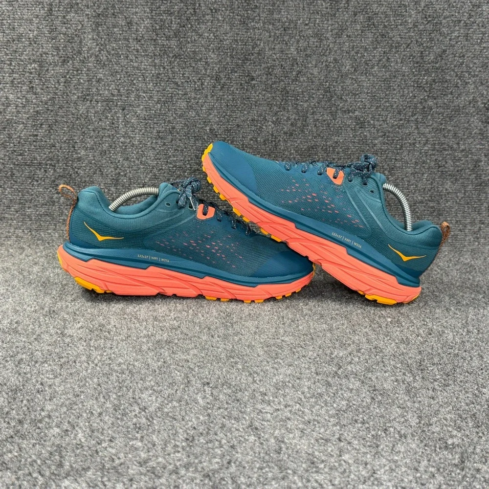 Hoka One One coral conditions