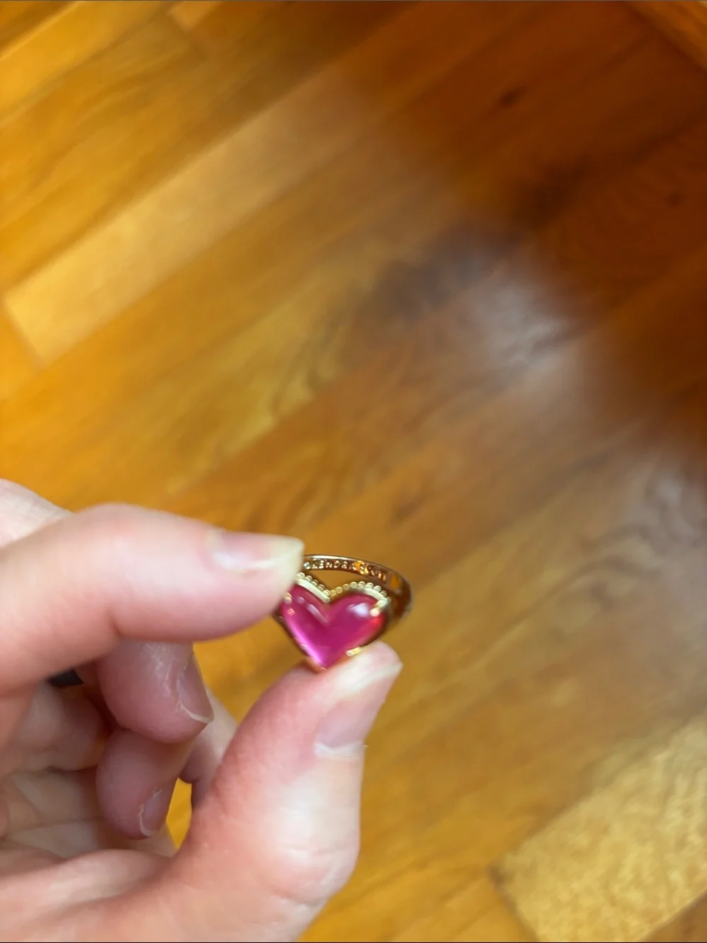 Kendra Scott Hot Pink Heart Enamel Gold Colored Ring Box Included