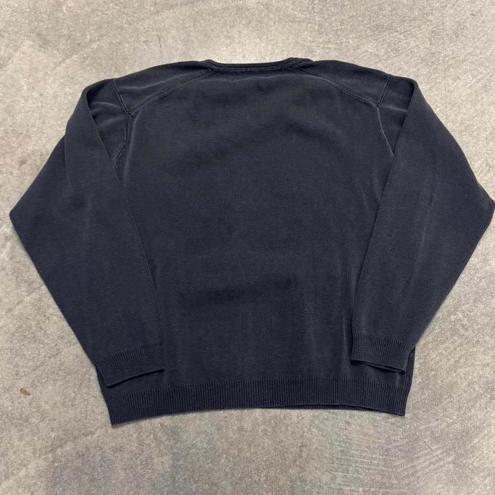 Tommy Bahama size sweater