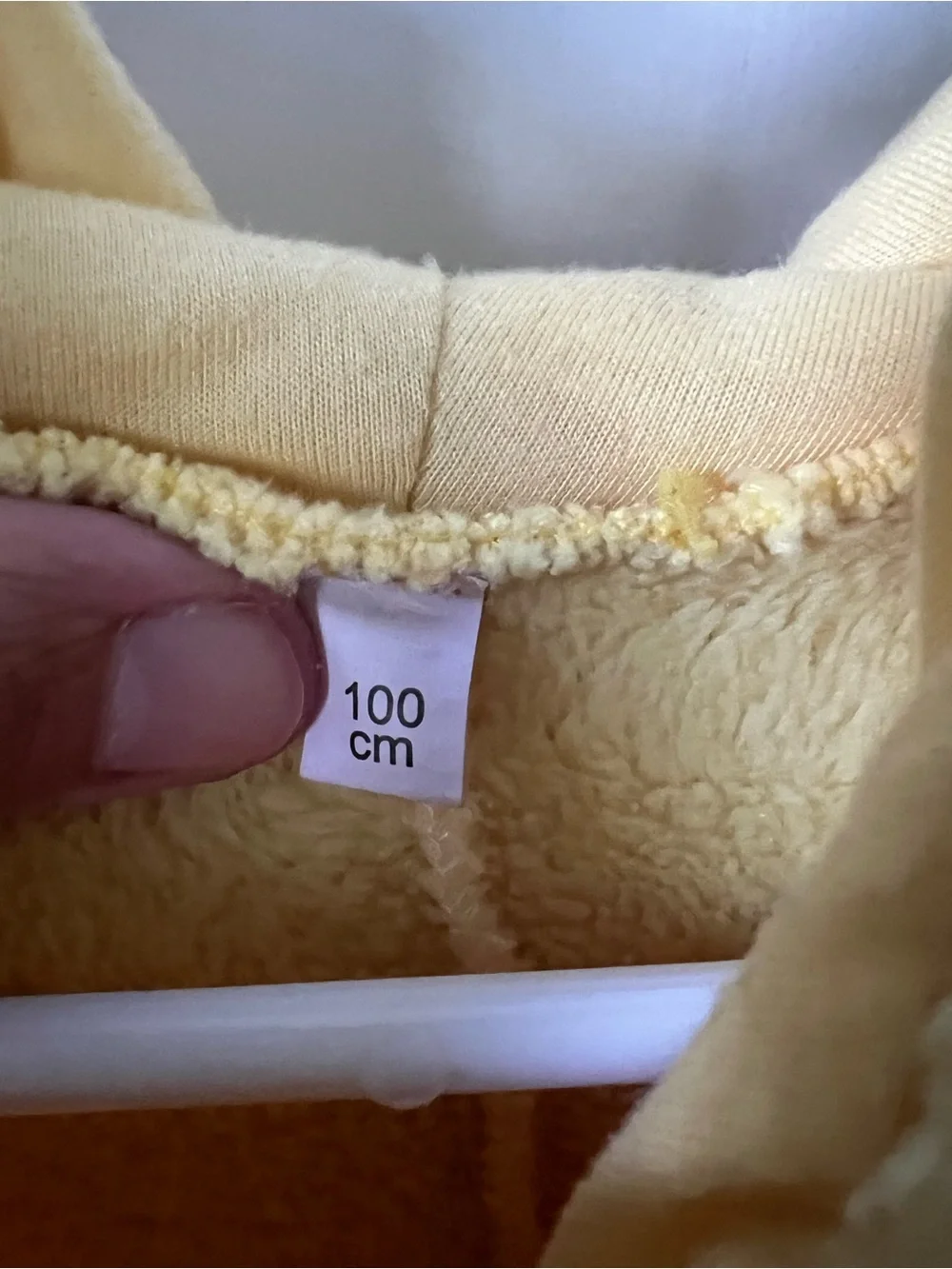 N/A soft yellow