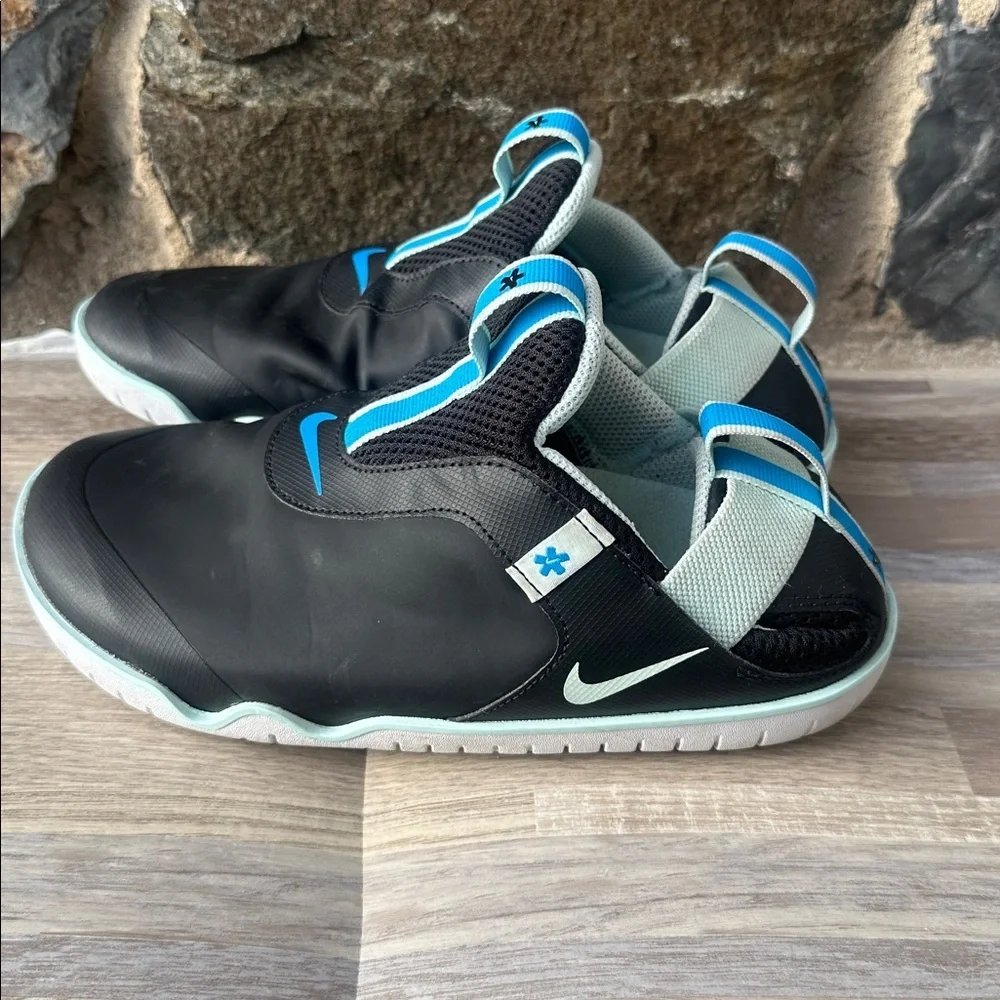 Nike Zoom Pulse Nursing All Day Shoes in Black/Blue Hero/White Size M 5.5/W 7