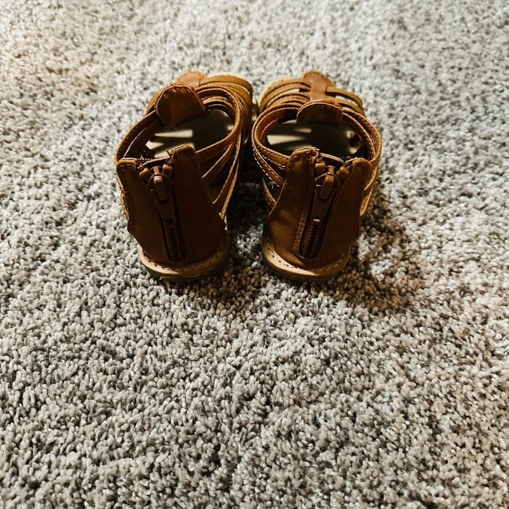 Old Navy stylish brown