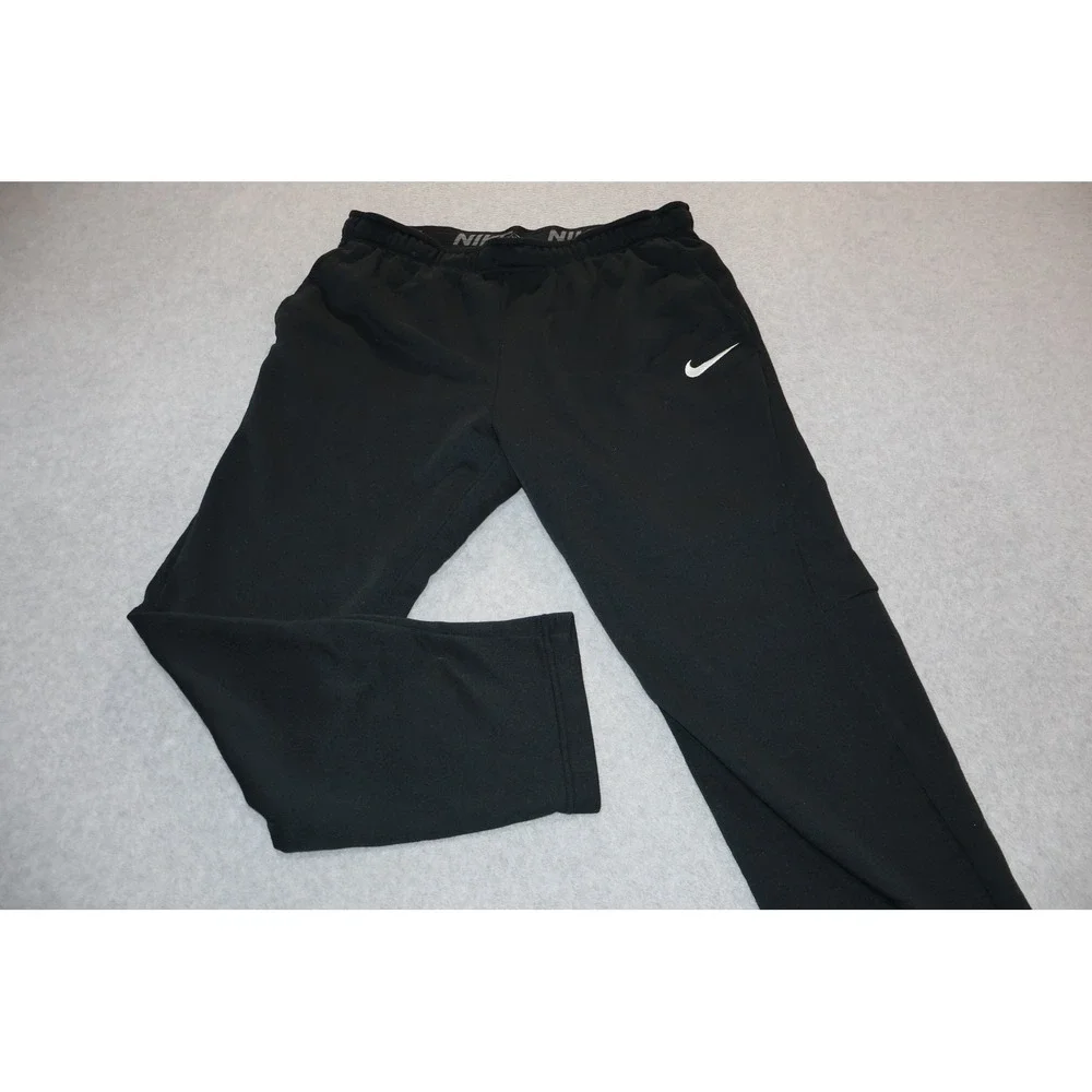 Nike sweatpants tapered