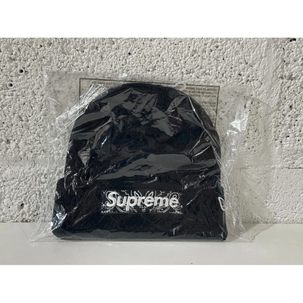 Supreme black bandana