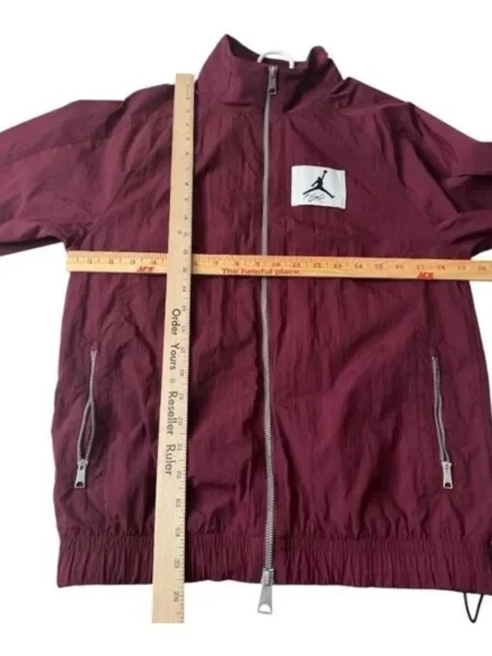 Nike this windbreaker