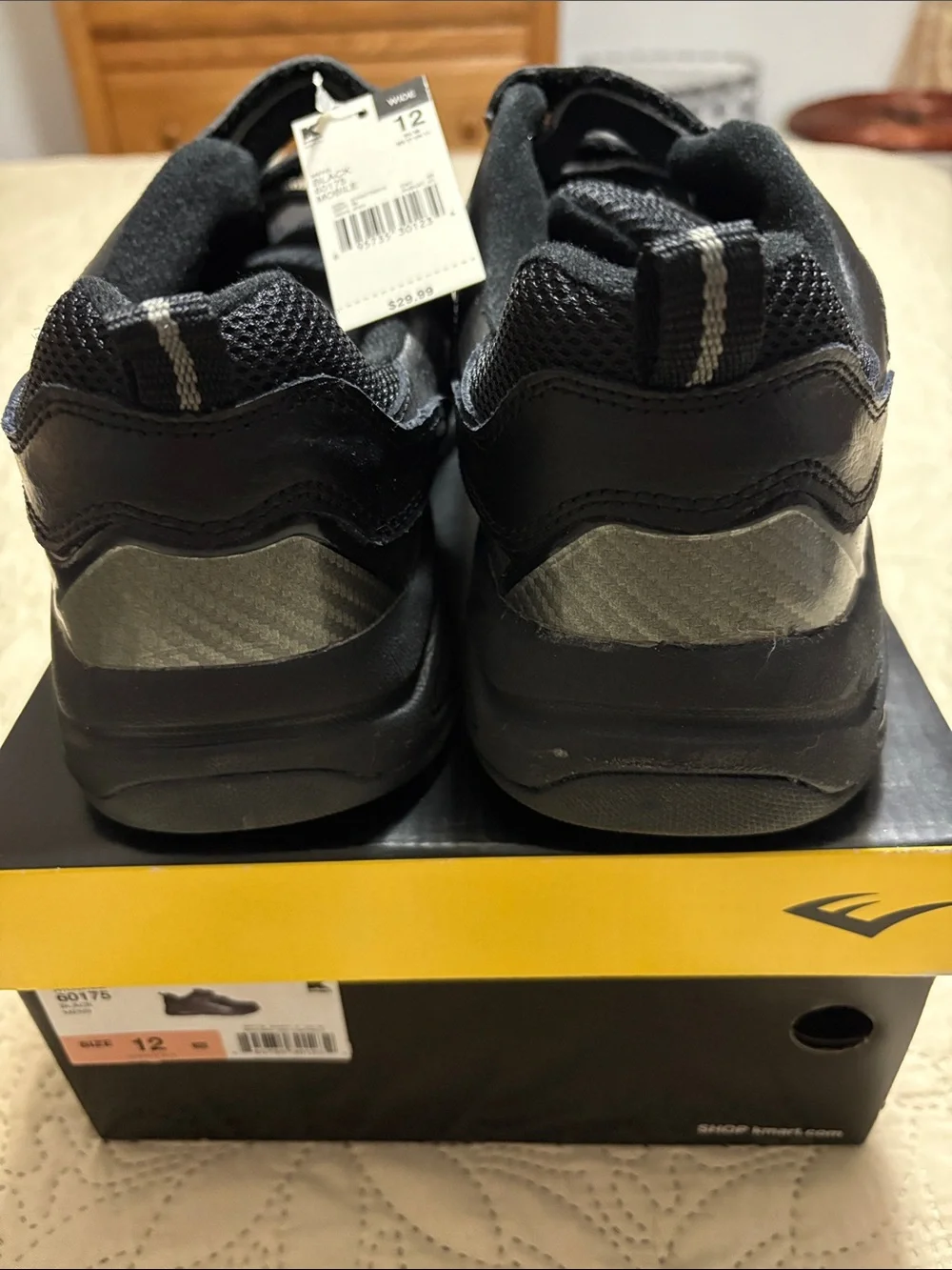 Everlast shoes nwt pairs