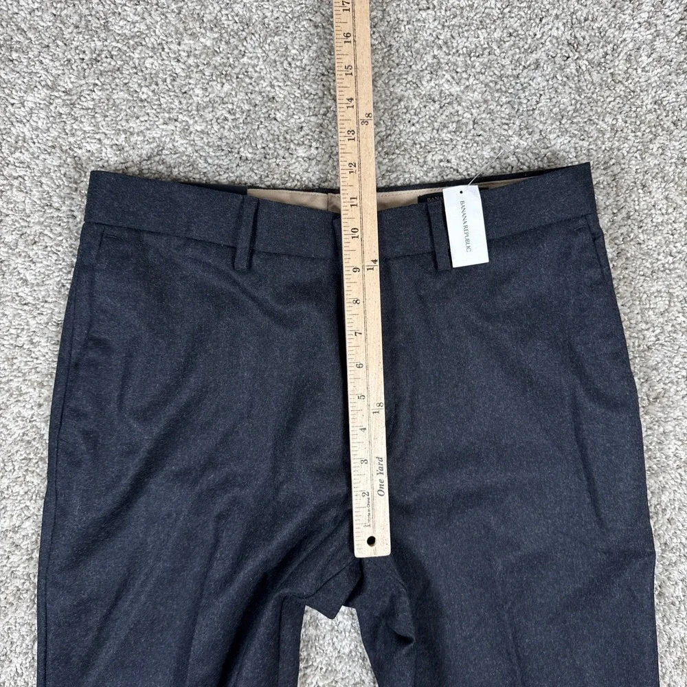 Banana Republic excellent pre
