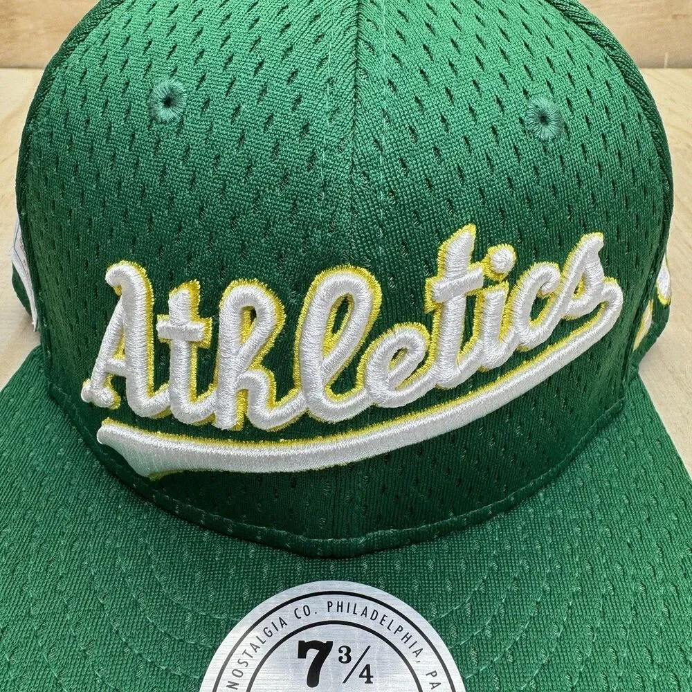 Mitchell & Ness new oakland