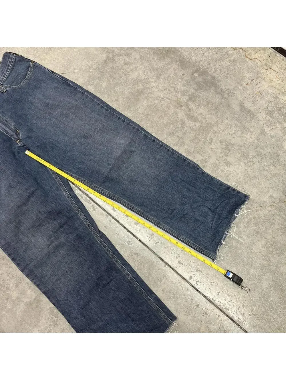 vintage carhartt dark blue relaxed baggy fit jeans size 38 x 29