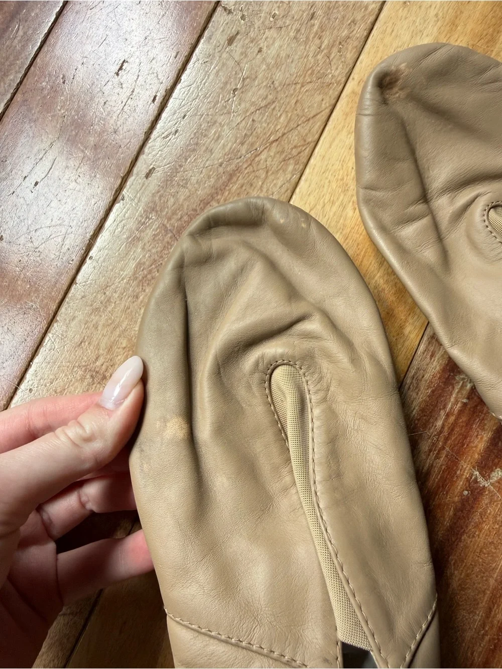 Bloch tan leather