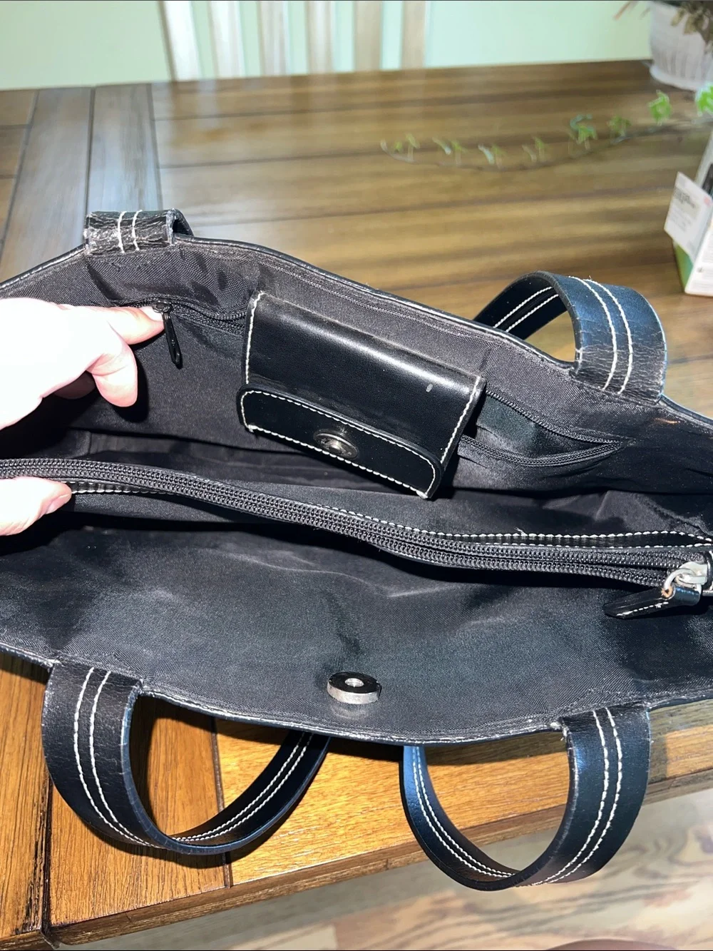 Reaction Kenneth Cole classic rectangular