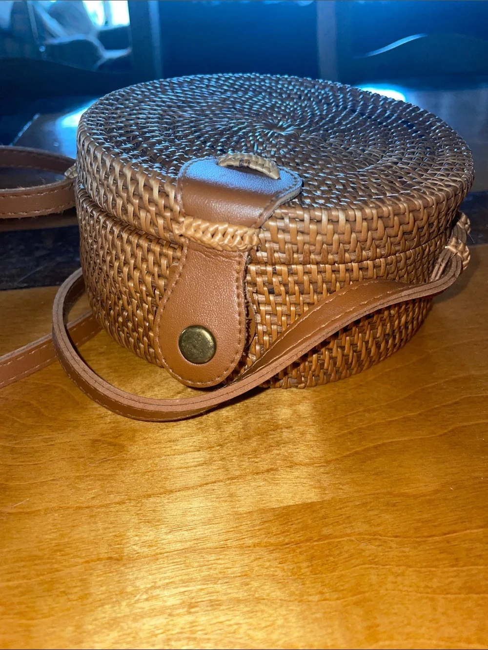 Round Woven Crossbody Bag in Brown