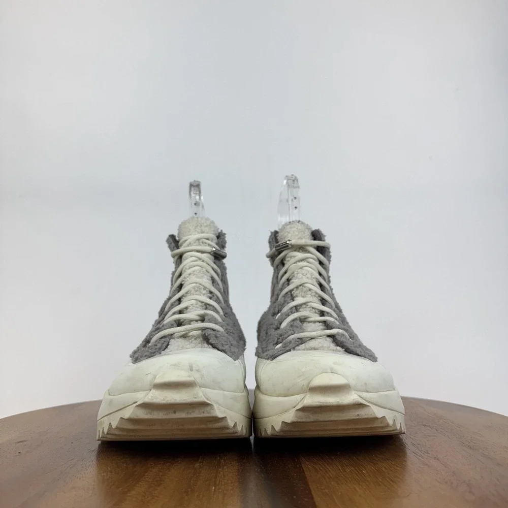 Converse size standard