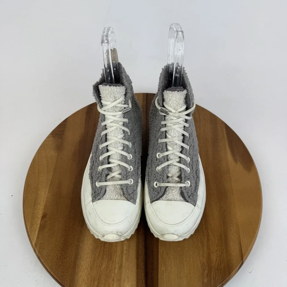 Converse size standard
