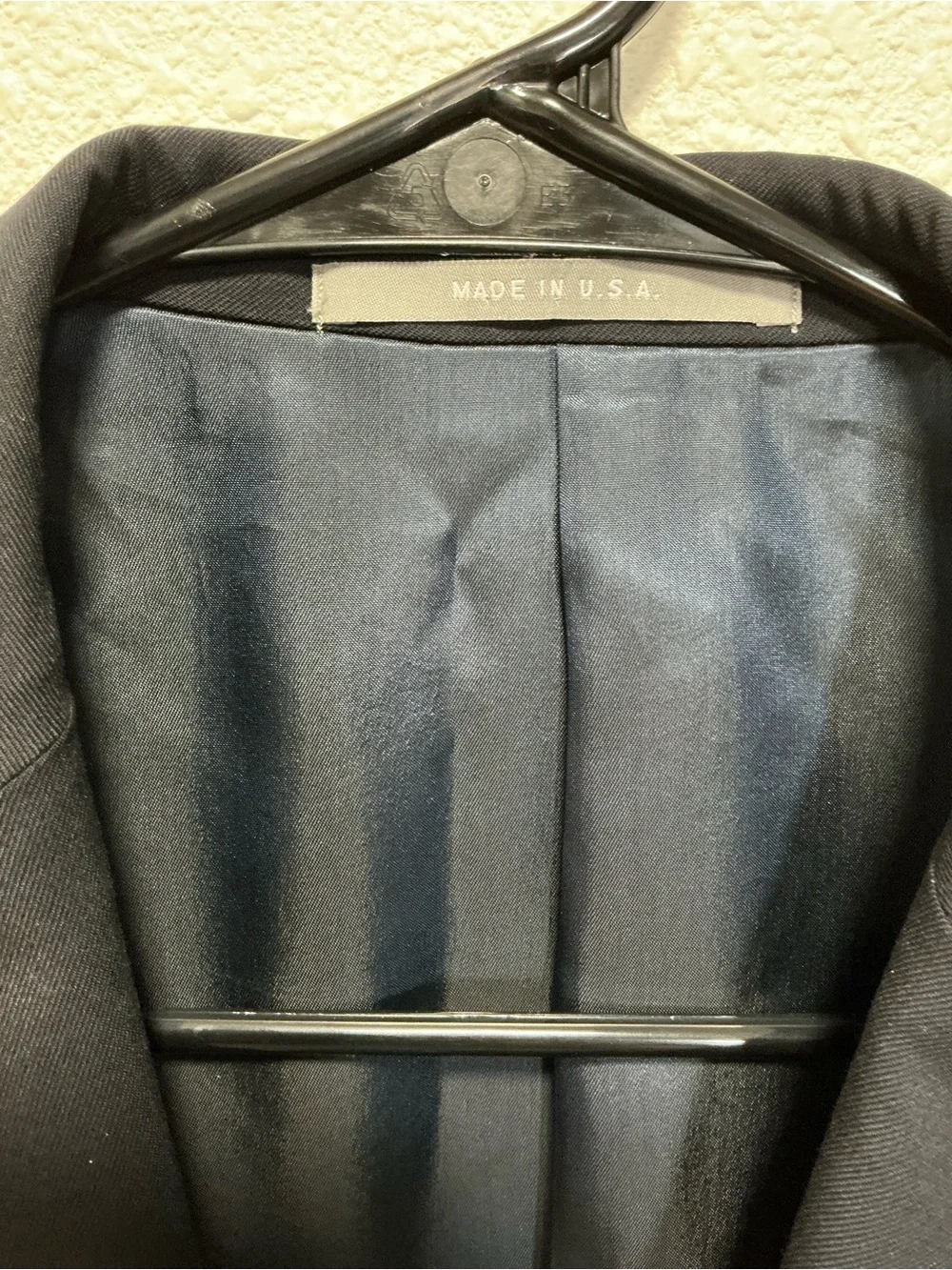 Hickey Freeman tailored hickey
