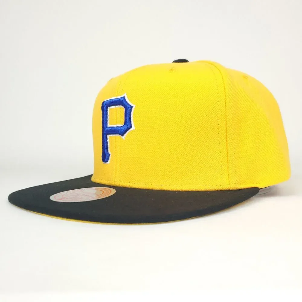 Mitchell & Ness ness hat