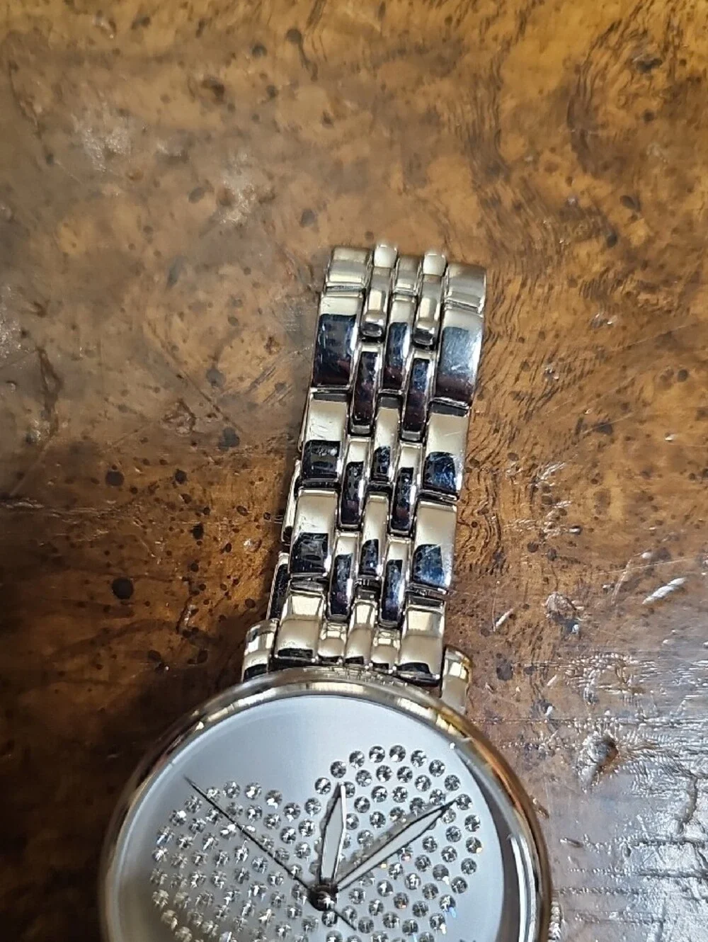 Fossil watch crystal