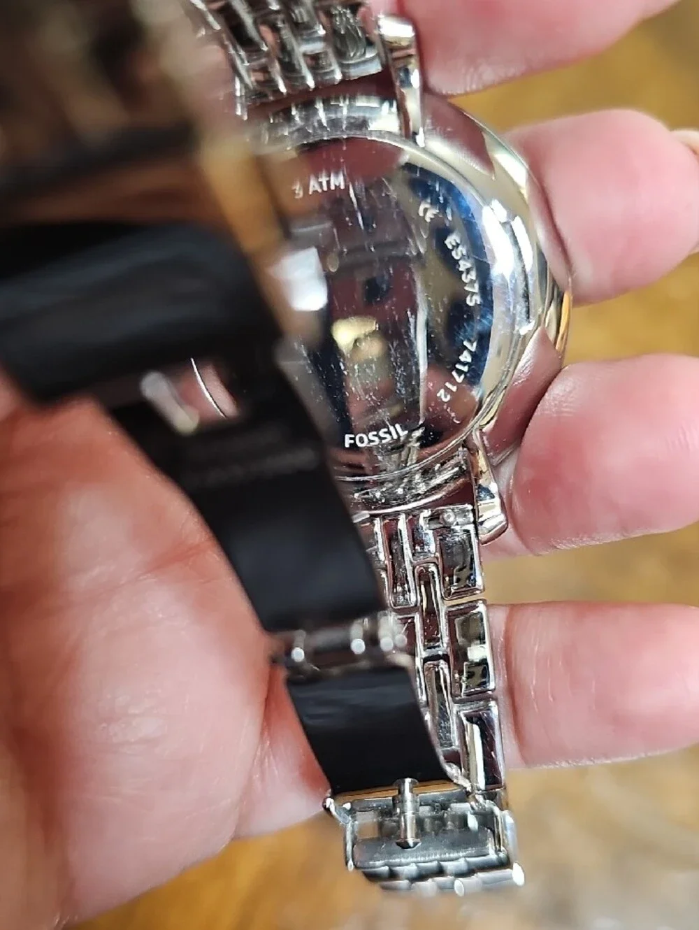 Fossil watch crystal