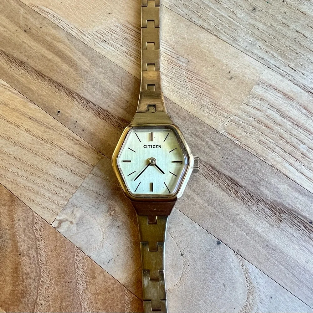 Citizen brand model