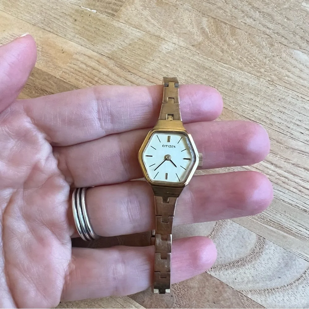 Citizen brand model