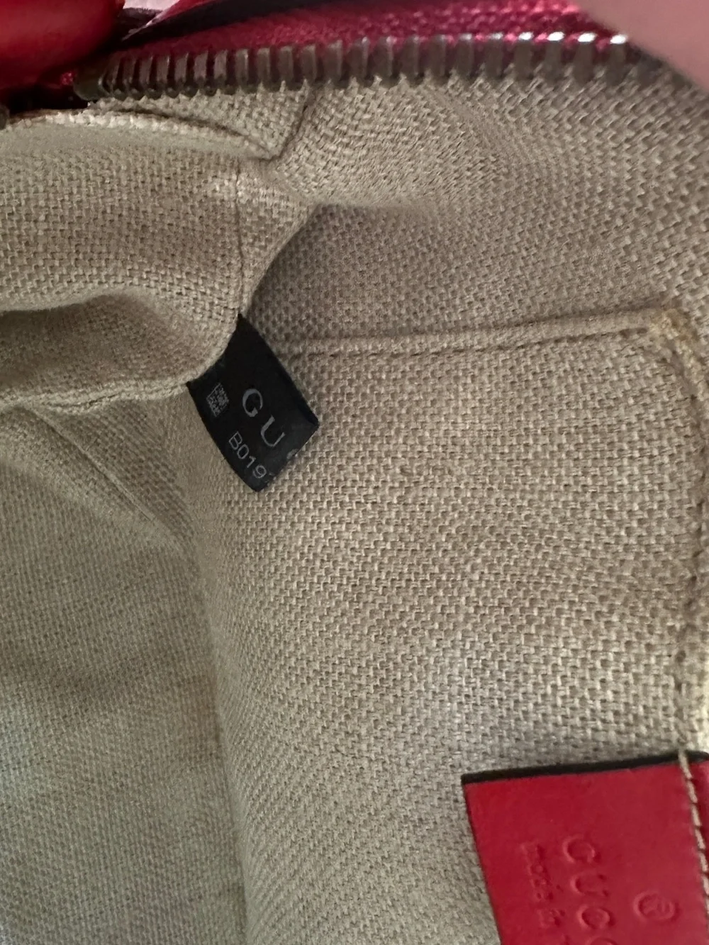 Gucci authentic webby