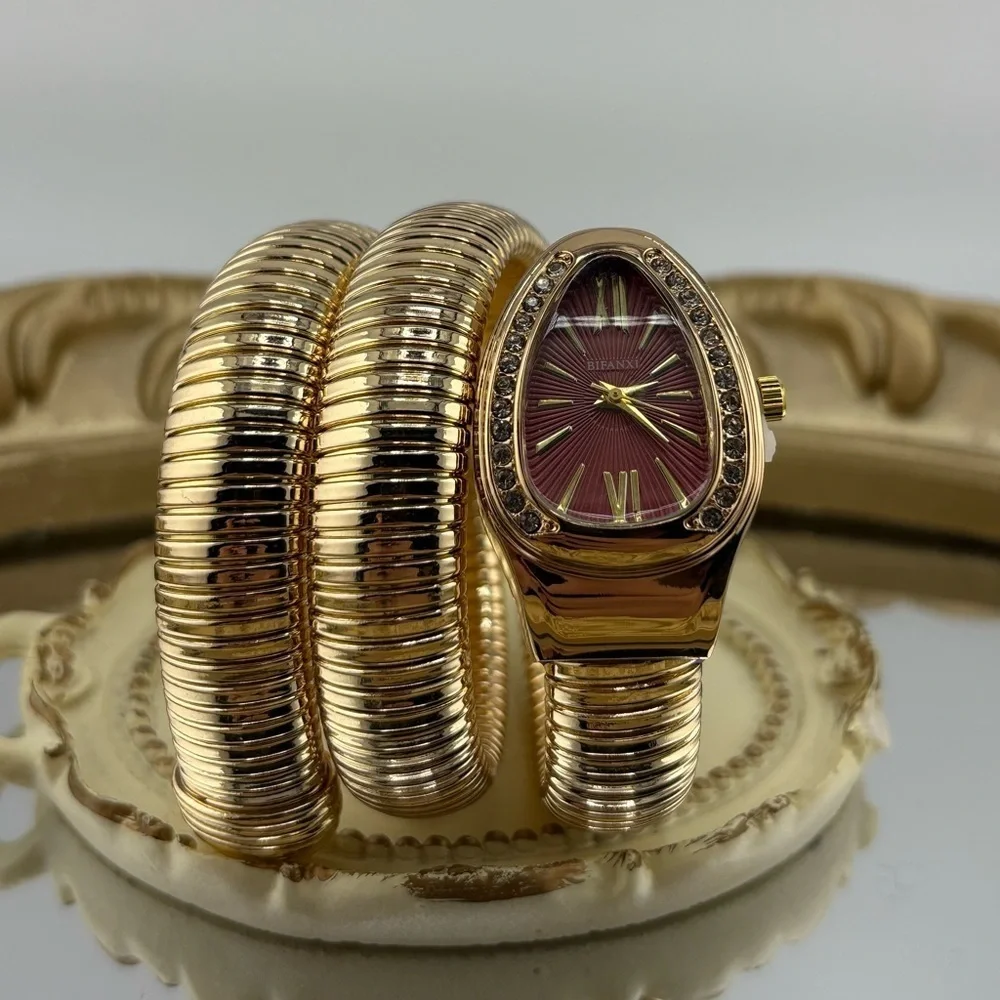 Anthropologie elegant serpentine