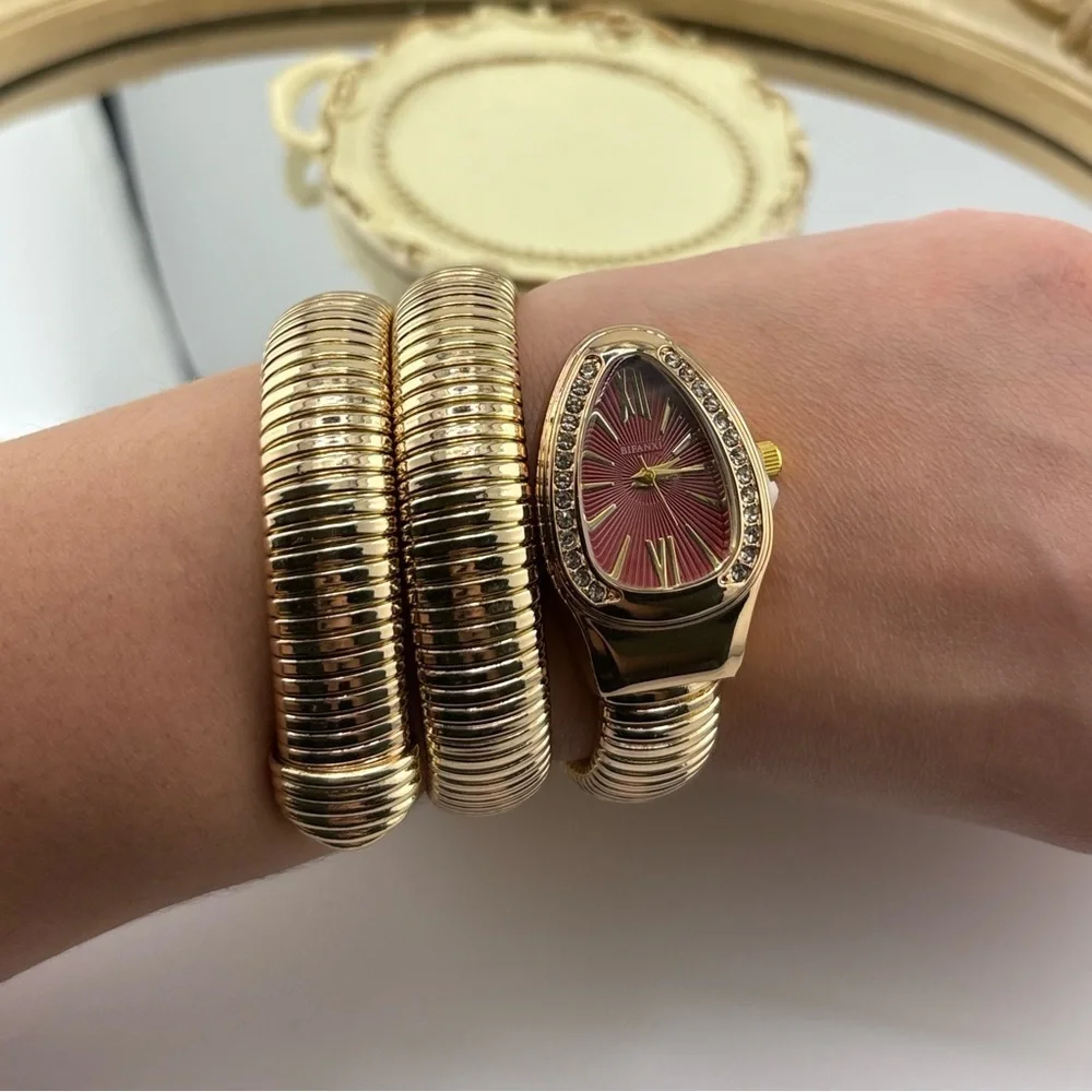 Anthropologie elegant serpentine