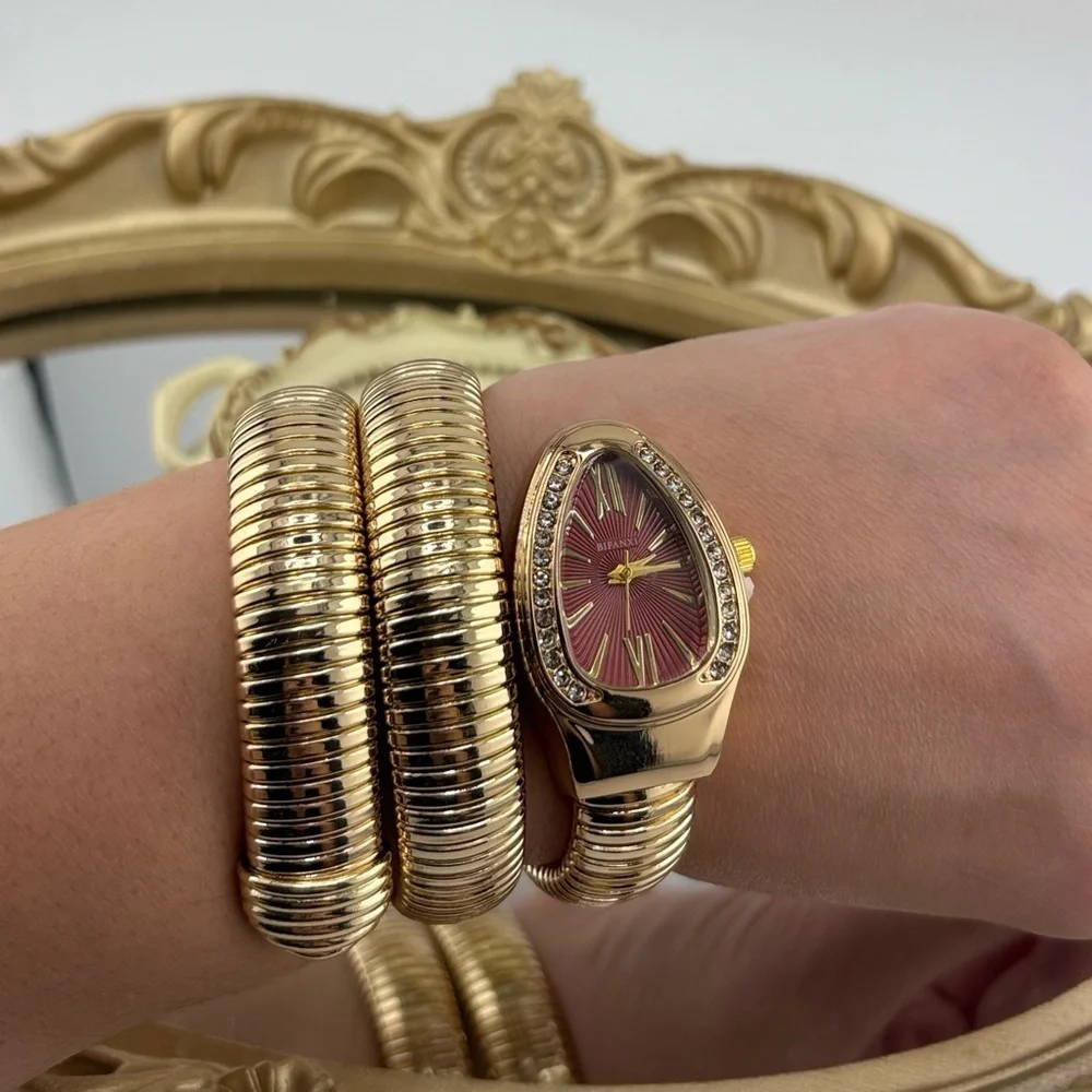 Anthropologie elegant serpentine