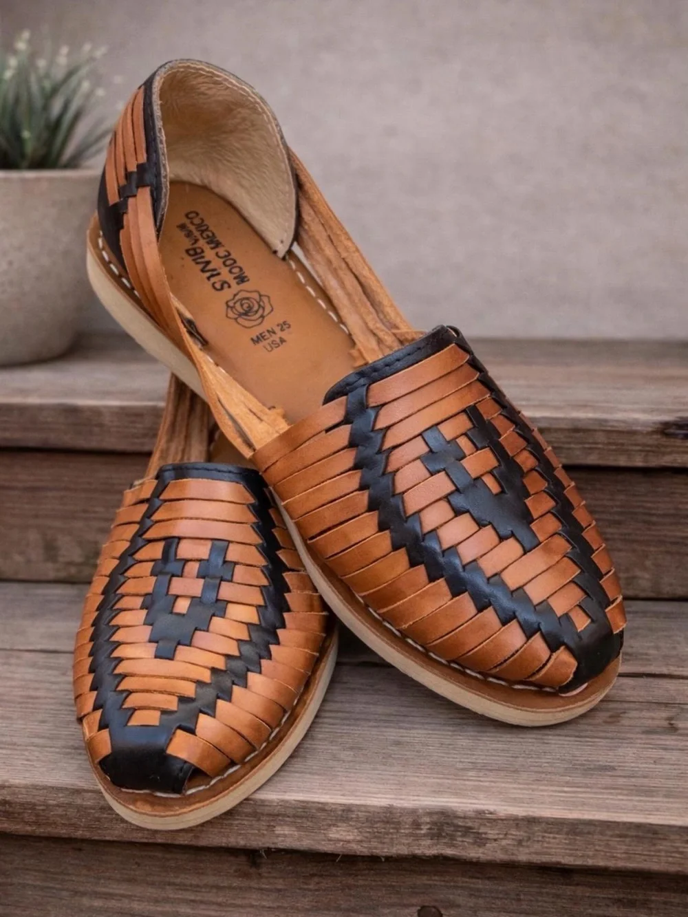 Rosemary woven leather