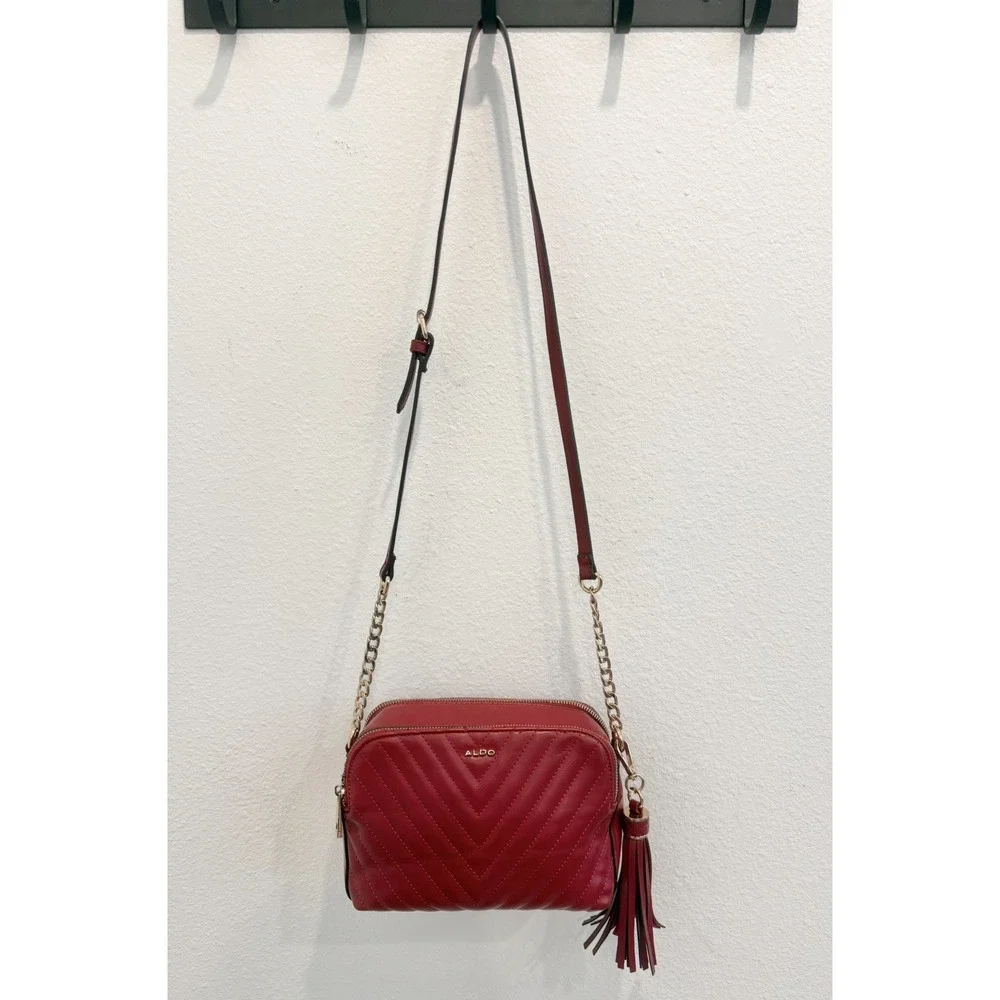 Aldo small red