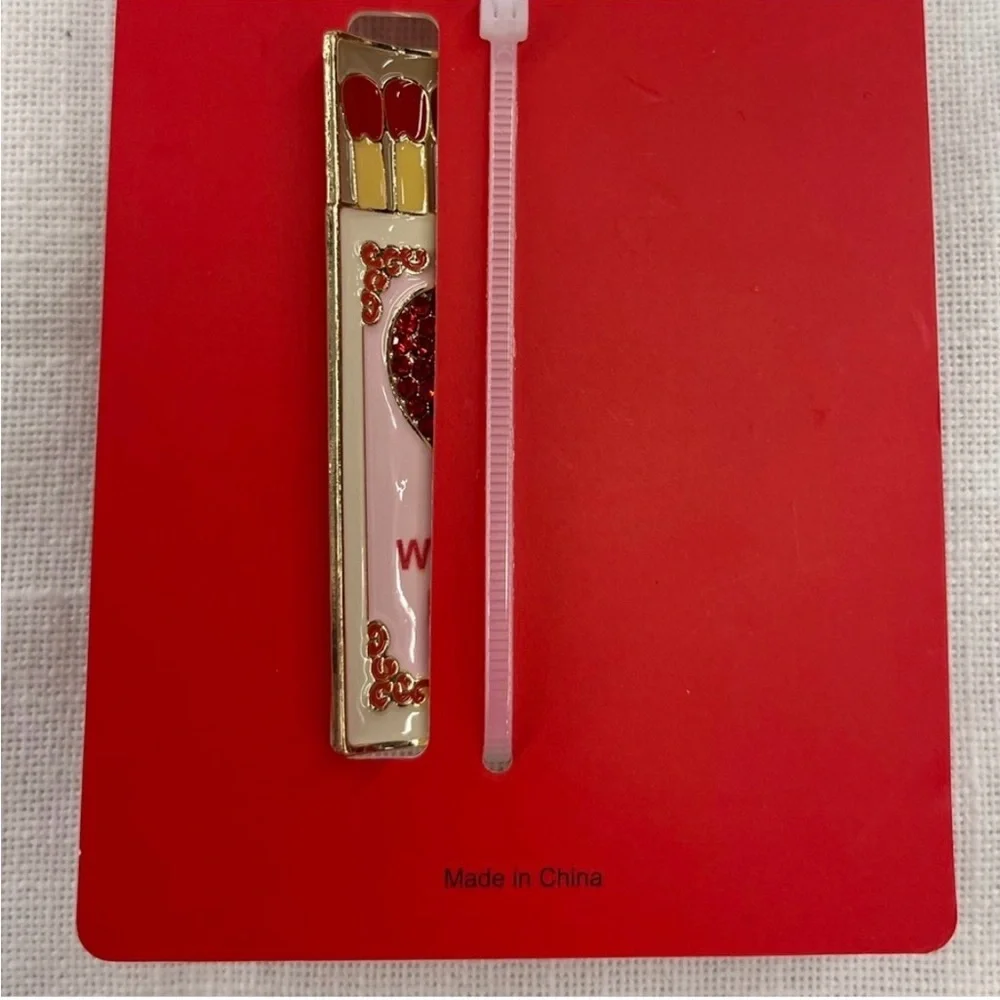 NWT Piper K Valentine Claw Clip “We Make a Perfect Match”