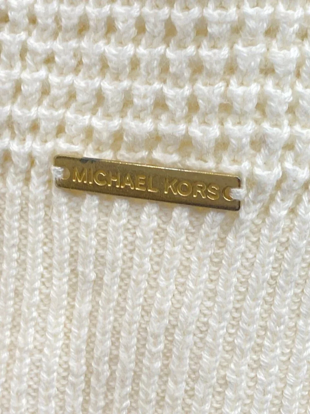Michael Kors capture minimalist