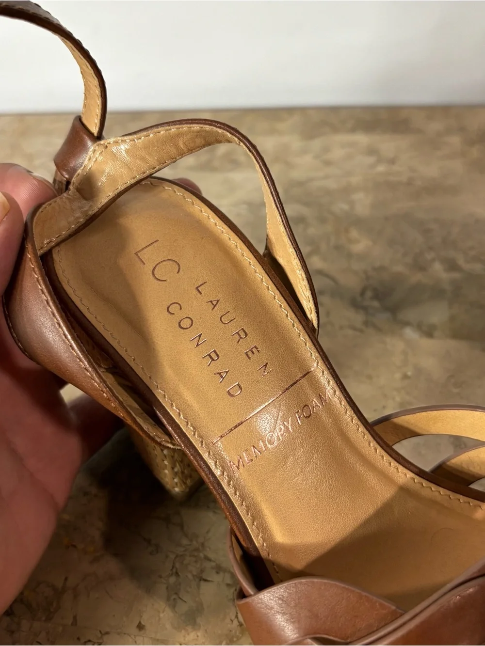 LC Lauren Conrad small peel
