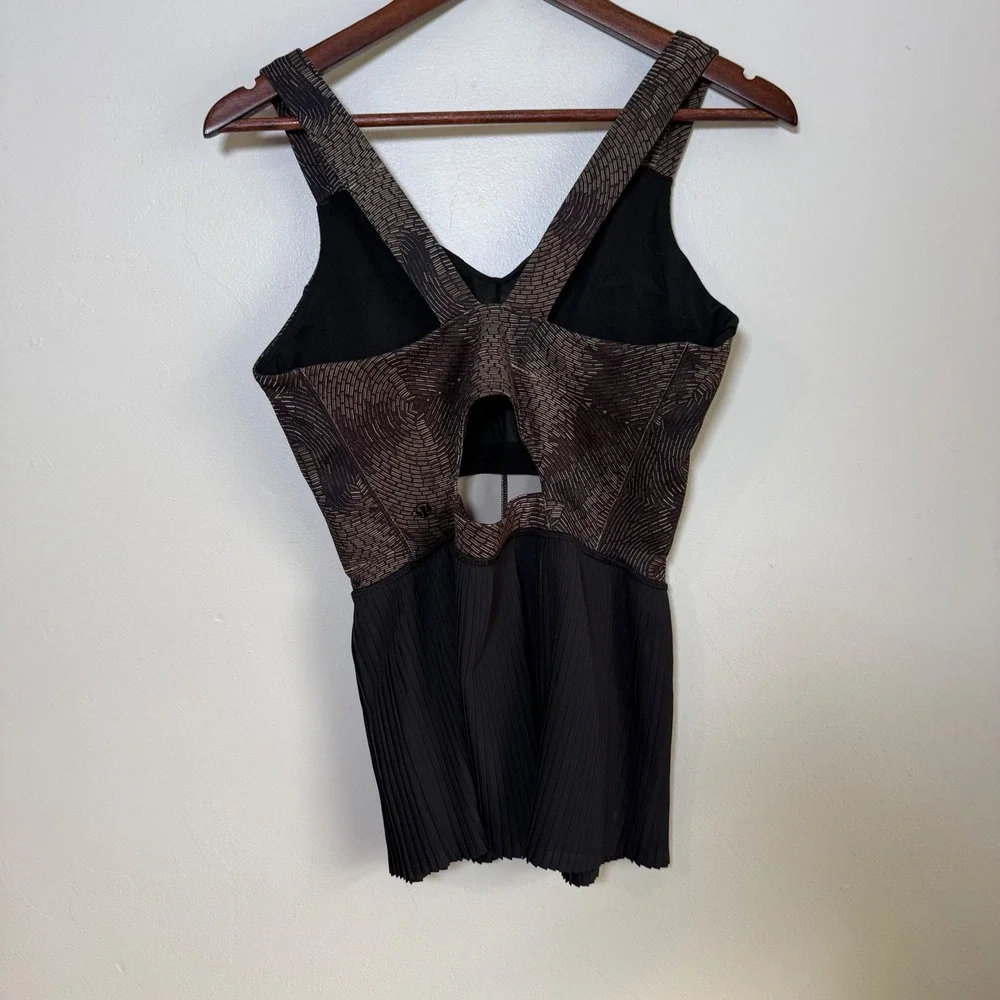 lululemon athletica this elegant
