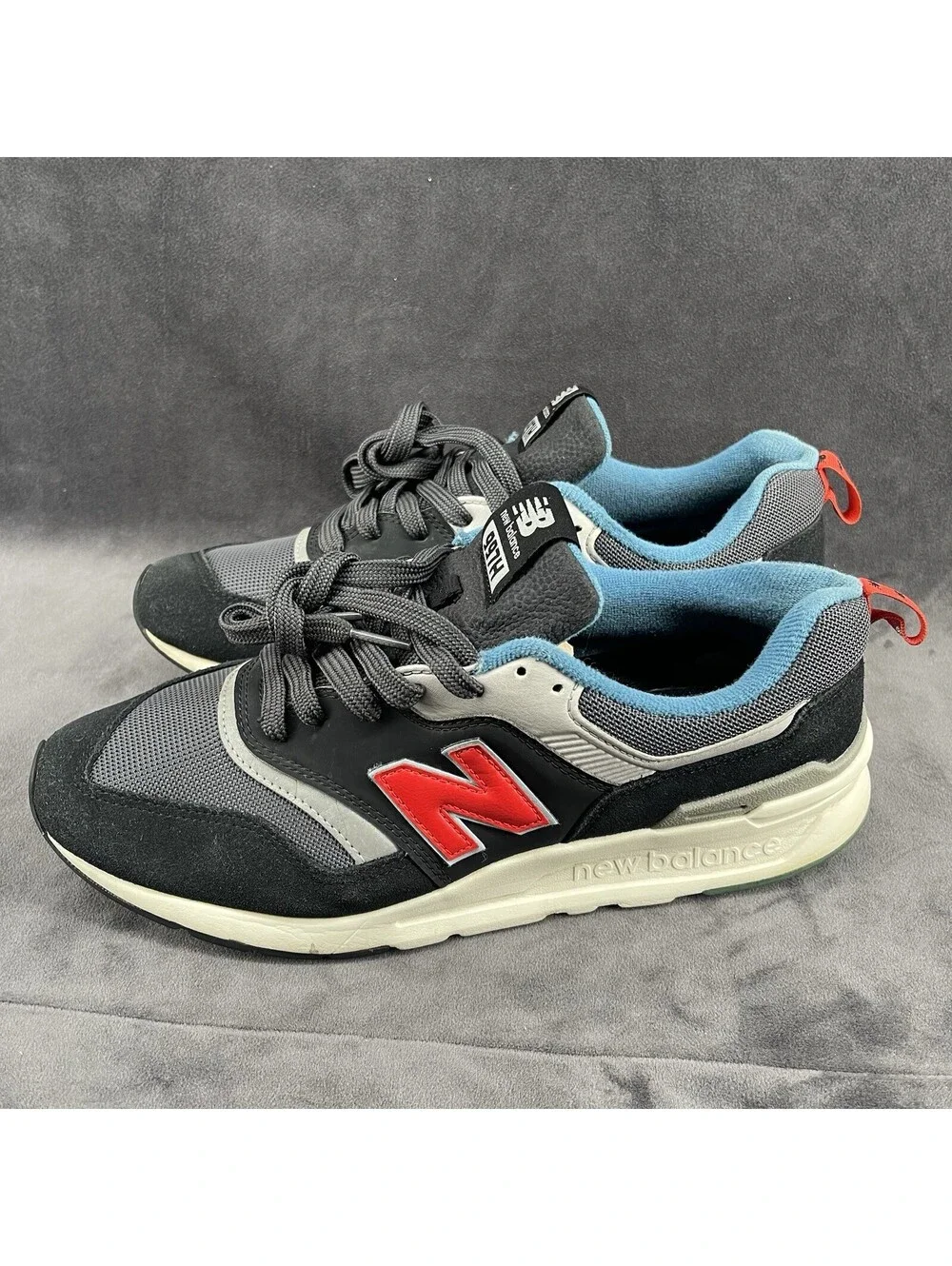 New Balance pre owned