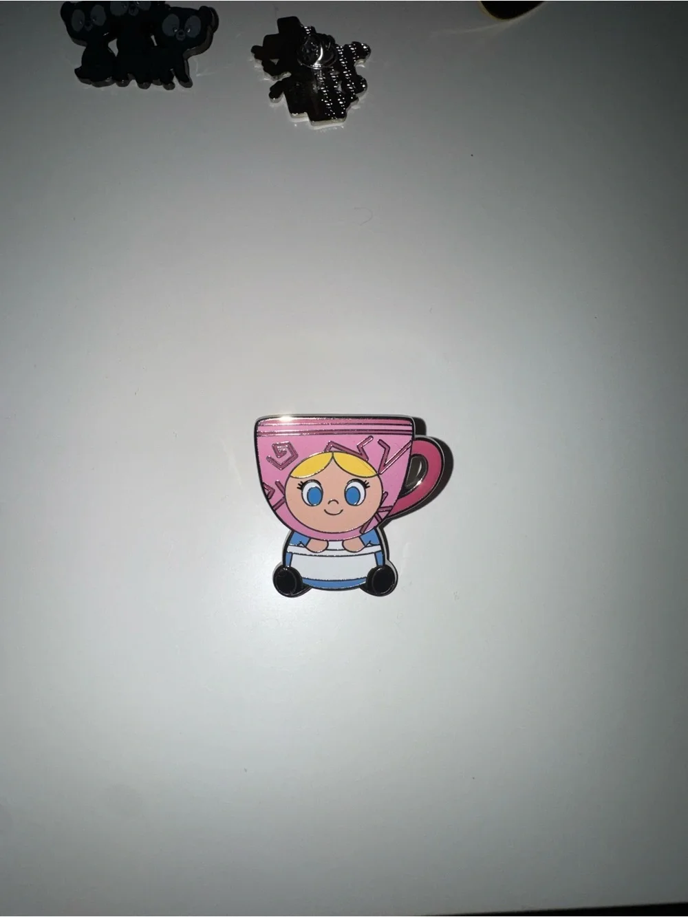 Disney Mini Mix It Alice in Wonderland Pink Teacup Character Enamel Pin