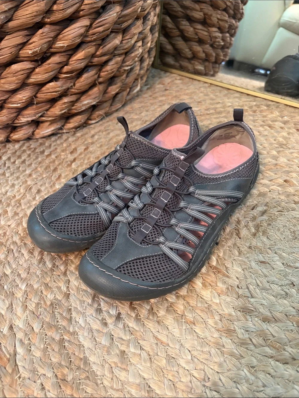 JBU lightweight breathable