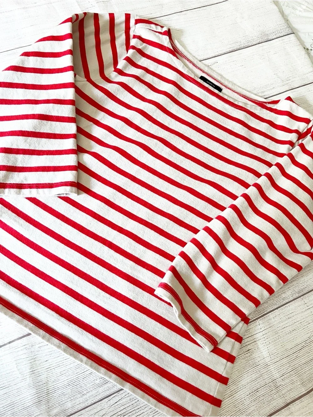 J. Crew red white