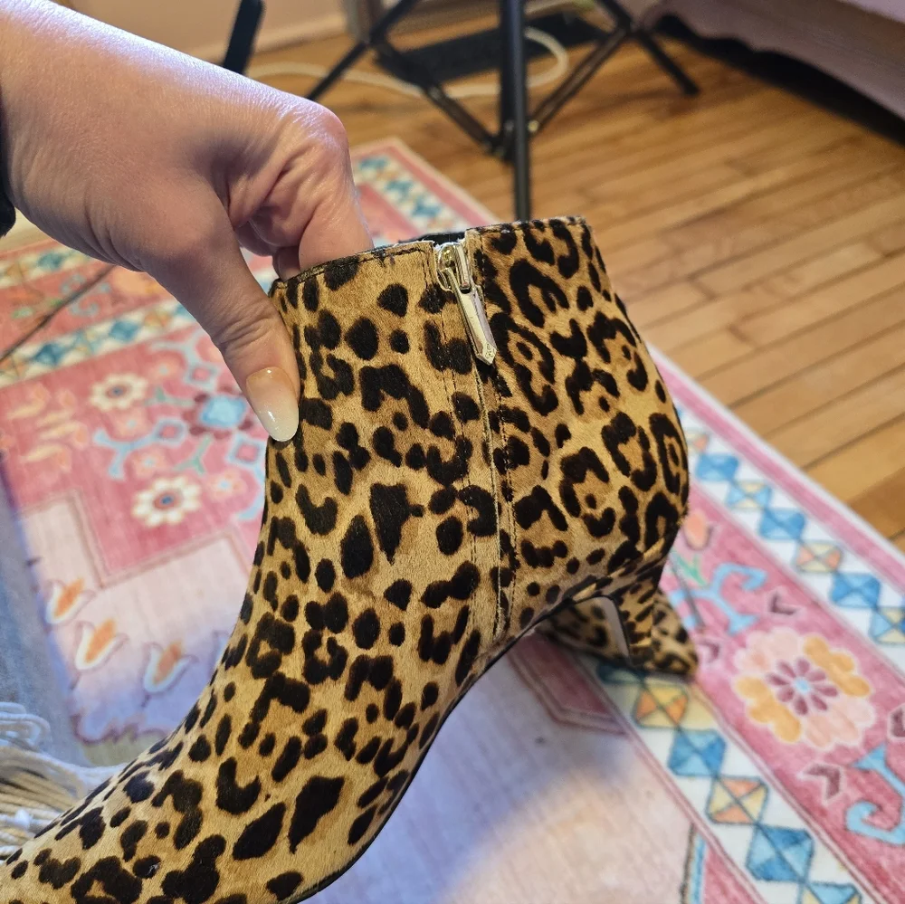 Sam Edelman step out