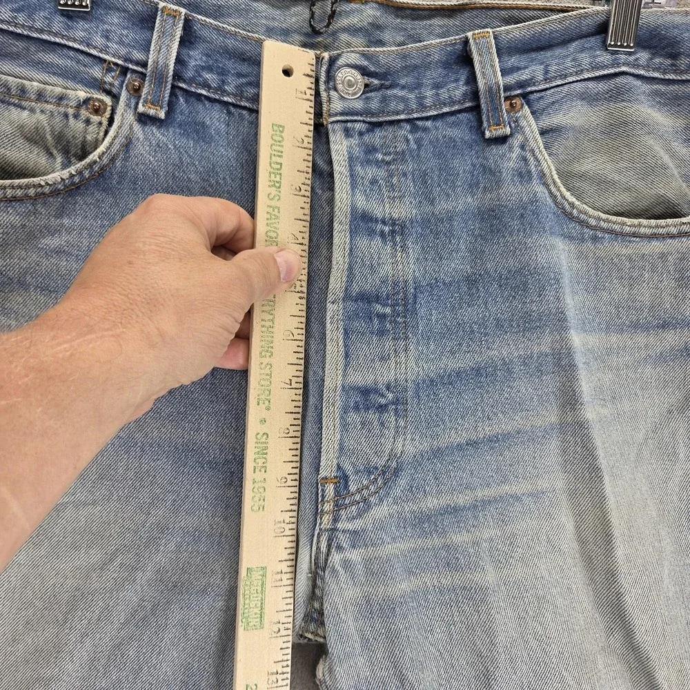 Levis j12884 important