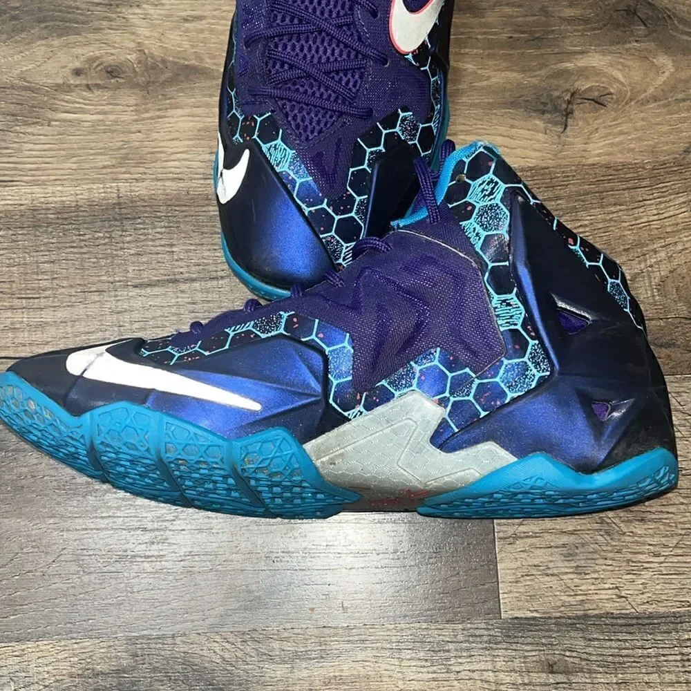 Nike lebron xi