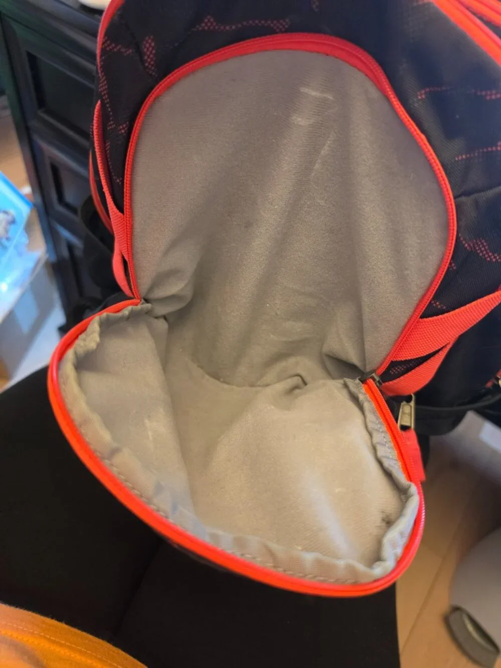 Under Armour extremely roomy