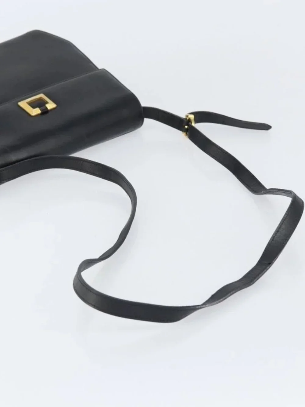 Salvatore Ferragamo brand	salvatore ferragamo