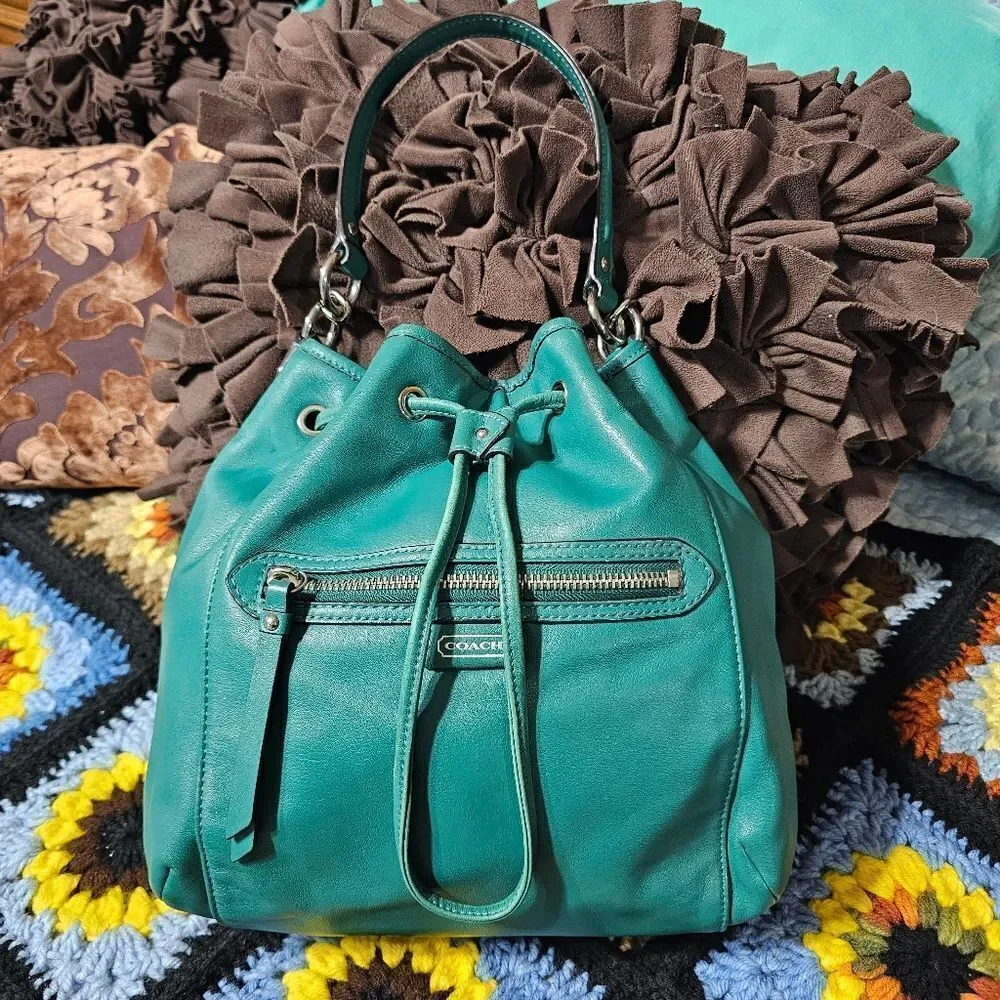 Coach Green Drawstring Calfskin 2WAY Shoulder Bag Purse
