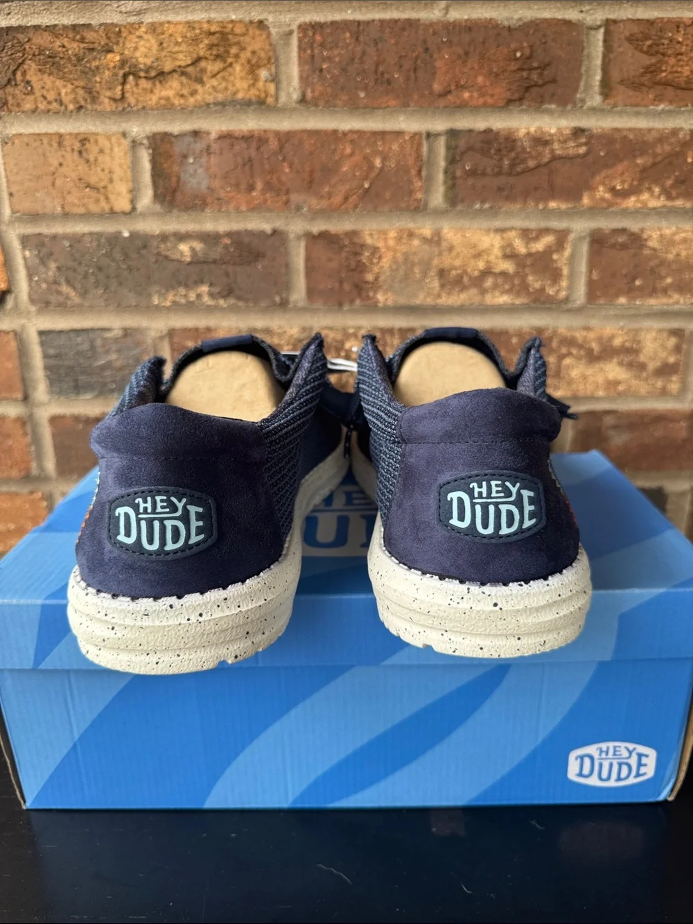 Hey Dude lightweight knit